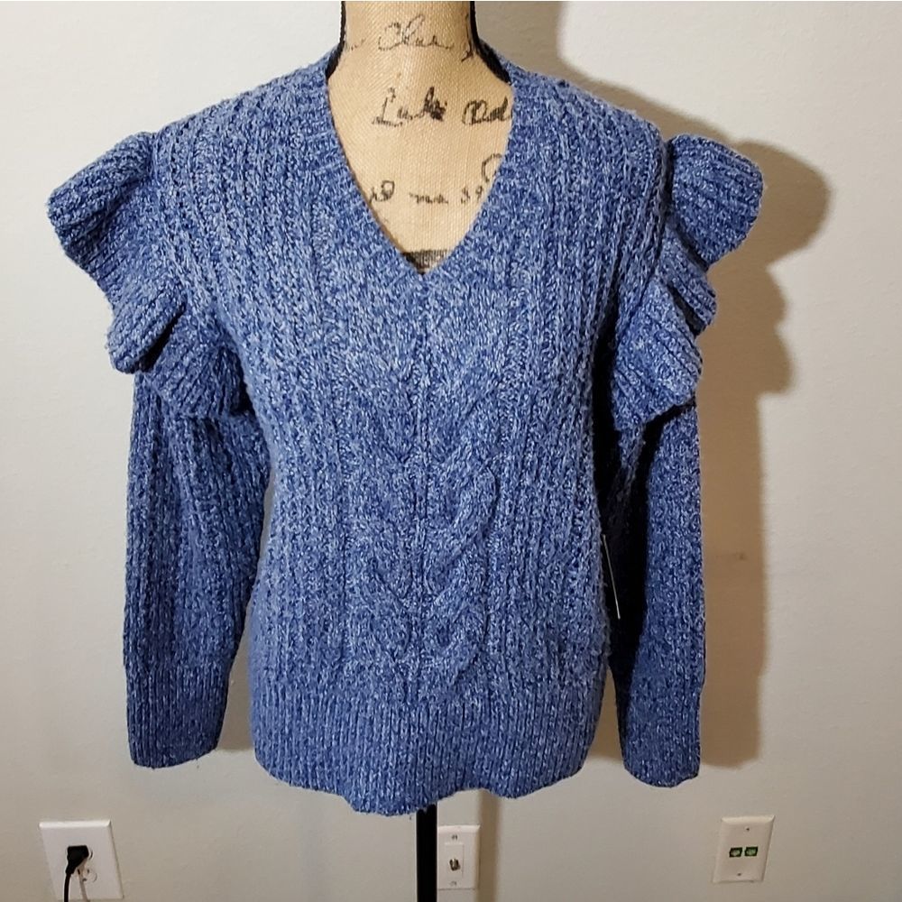 Cliche ruffled statement sleeve super soft herringbone sweater size small NEW!!!